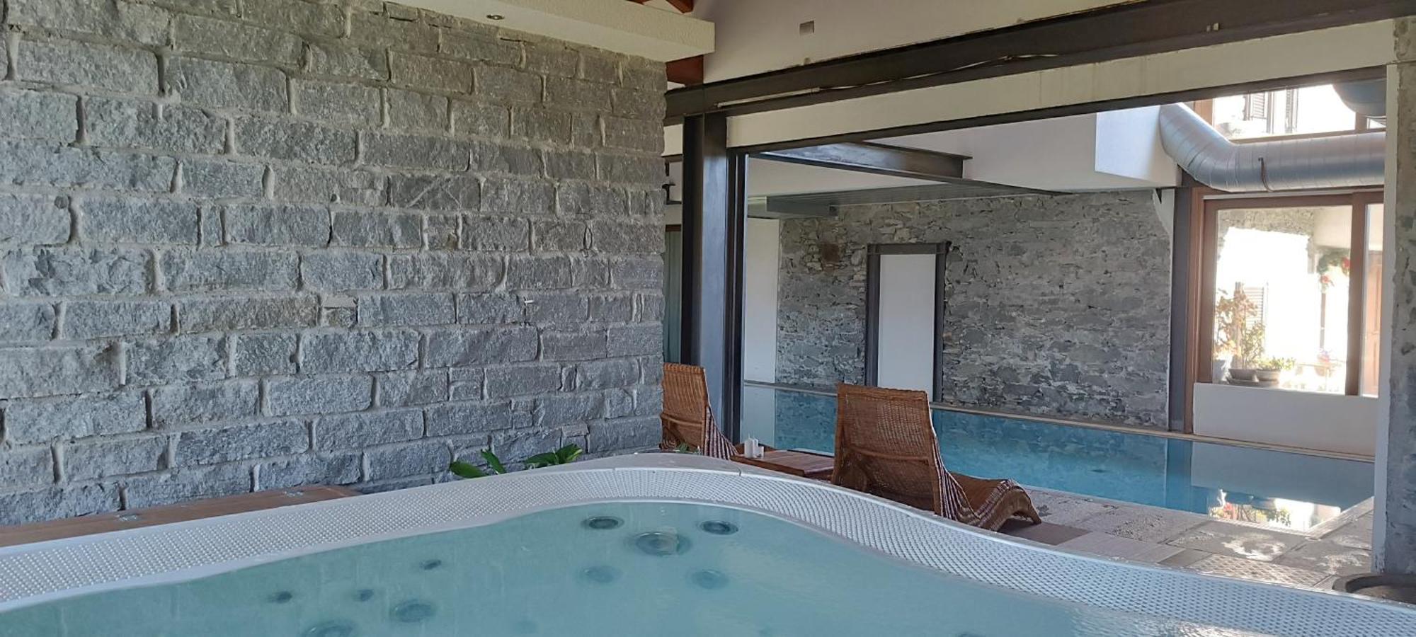 Apart-hotel Cascina Borgofrancone Gera Lario